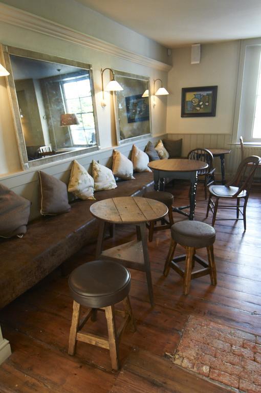 The Swan Guest house 4*
